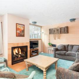 Telluride Lodge 312 by AvantStay – hotel w mieście Telluride