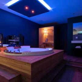Loveroom Lens, hotel di Lens