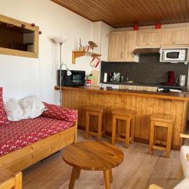 Charmant appartement avec balcon près des pistes, 4 pers., Crest-Voland, proche commerces - FR-1-733-22