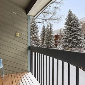 Riverside Condos A102 by AvantStay