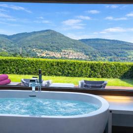 Relax natural en Vigo Rural Moss con Jacuzzi y Vistas, hotel a Pontevedra