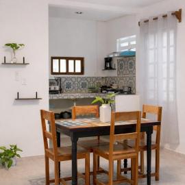 Paradise Renewed Beach House for Deep Relaxation, hotel u gradu El Kujo
