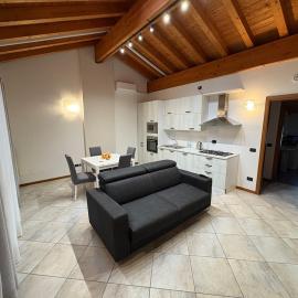 Hub 2A, hotel sa Calcio