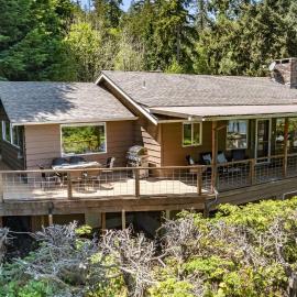 Eagles Watch by AvantStay, hotel in Coupeville