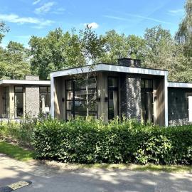 Nature Park Chalet in Hoenderloo, hotel a Hoenderloo