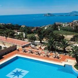 Hotel Gli Dei、ポッツオーリのホテル