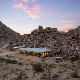 On the Rocks by Fieldtrip 2 Min to Park Entrance: Joshua Tree şehrinde bir otel