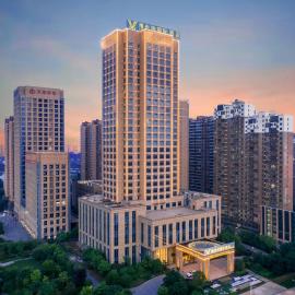 维也纳国际酒店黄石大冶中心高铁站店, hotel en Daye