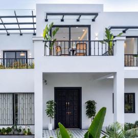 Villa Aura