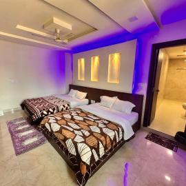 Taj Castle Homestay, hotel in Agra