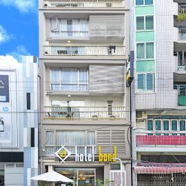 Hotel Bond, hotel v destinaci Yankoun