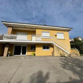 Appartement dans maison