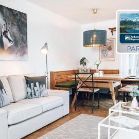 Haus Astrid & Summer Card