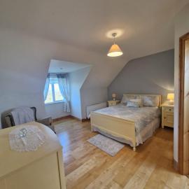 Teach na hAirde – hotel w mieście Carna