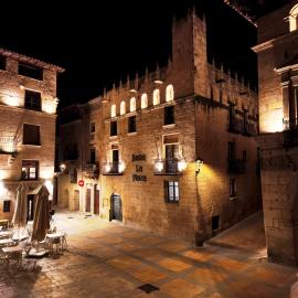 Valderrobres में, होटल Fonda la Plaza