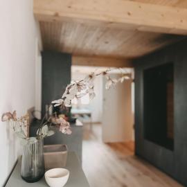 NoHo Stay - stilvolle und moderne Ferienwohnungen am Bodensee, hotell sihtkohas Nonnenhorn
