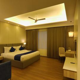 BB Grand, hotel em Sunām