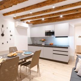 New and Spacious Cannaregio, No Steps, Near Rialto