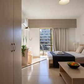 Tiffany City Apartments, hotel Lárnakában
