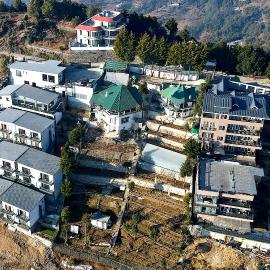Clarissa Resort, Mukteshwar, hotell sihtkohas Mukteswar
