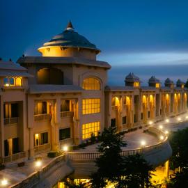 Shraddha Inn - Shirdi, hotell i Shirdi