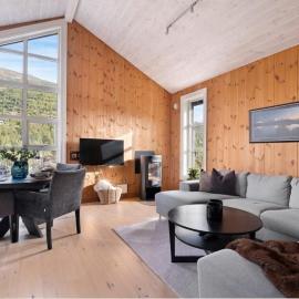 Stranda Fjellgrend, 2 bedrooms and loft 96B, hotel u gradu 'Stranda'