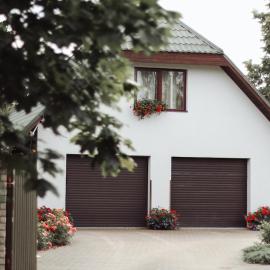 Holiday house with landscape garden