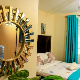 Cozy Studio, Cavendish Square, Keshy Home Stays