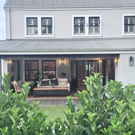 Dornoch House, Gowrie Village