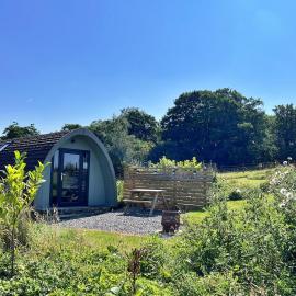 Finest Retreats - Howgill Pod, hotelli kohteessa Grayrigg
