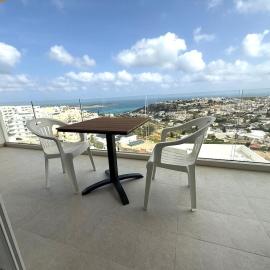 Mellieha 3bdr Apartment with Terrace Views - Spacious