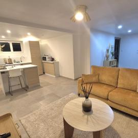 Studio2 cosy indépendant calme proche Lyon, hotel a Lissieu