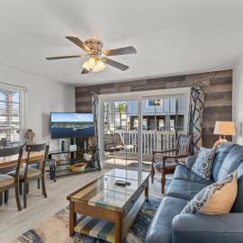 Island Place 101 Dreamy Condo with Pool! Rebuilt!
