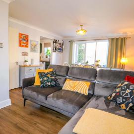 Farnham Park Apartment