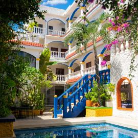 Villa Madre by La Cultura Suites - Hotel Moms, хотел в Плая дел Кармен