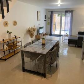 Charmante maison de vacances à Troyes avec jardin