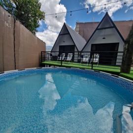 Casabela Cabaña con piscina ubicación céntrica, hotel v destinácii Comayagua