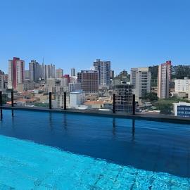 Studios próximos à USP com piscina, hotel in São Carlos