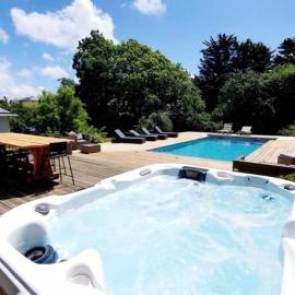 Villa des Abers vue mer, GR34, piscine chauffée