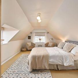 Plum Pudding Stables by Bloom Stays, hotel sa Faversham