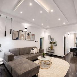 Spacious and Bright 2 Bedroom Fully Serviced Apartment with PS5