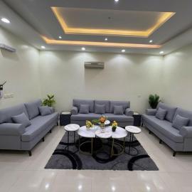الوسام شقة كبيرة 4 غرف نوم وصالة 4 bedroom and living room apartment