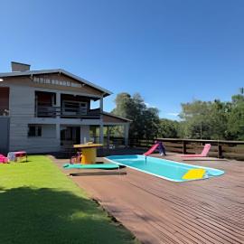 Sitio Sonho Meu-3Q,Piscina,Pula-Pula,Estacionamento, hotel in Piratuba