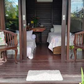 Ketewel Bed & Breakfast Niti Room