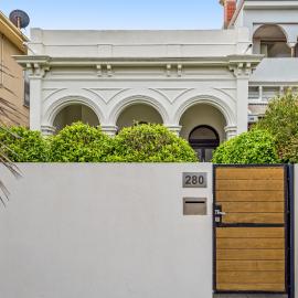 Complete Host Middle Park House