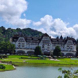 Suite a 100 metros do Quitandinha, Petrópolis,RJ, hotel in Petrópolis