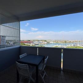 Aprilia Breeze, Piscina e Magnifica Vista sul Porto, hotel in Aprilia Marittima