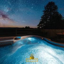 Forest View Cottage - Private Hot Tub, hotell sihtkohas Ballynameen