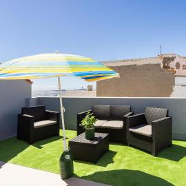 Home2Book Cozy Sea View Apartment Near the Coast