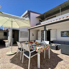 Albufeira Stylish 4 by Homing, hotel a Caliços
